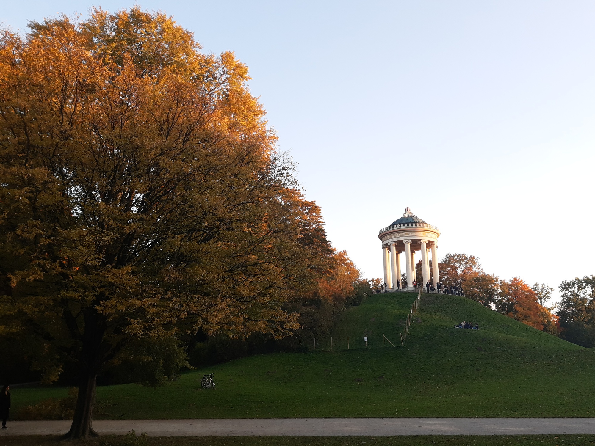 Monopteros hill shortly before sunset